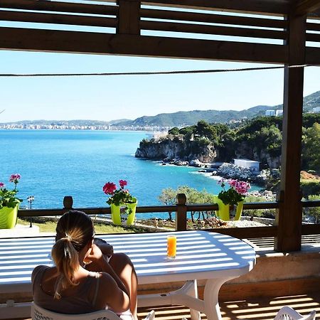 Sofia'S Holiday Apartment فلورا الغرفة الصورة