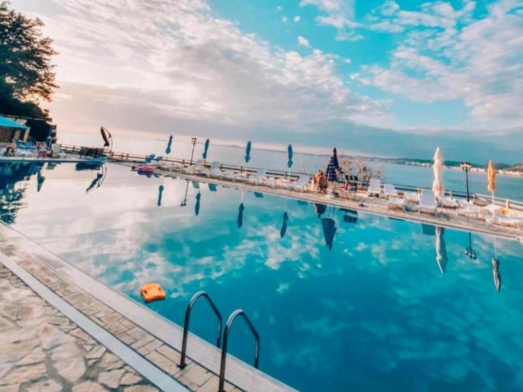 Sofia'S Holiday Apartment فلورا المظهر الخارجي الصورة
