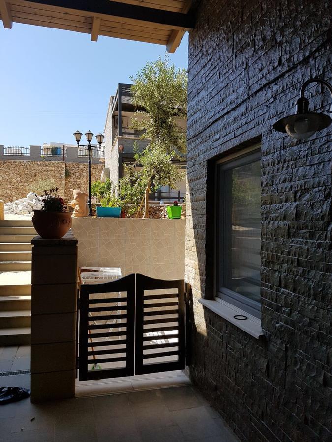 Sofia'S Holiday Apartment فلورا المظهر الخارجي الصورة